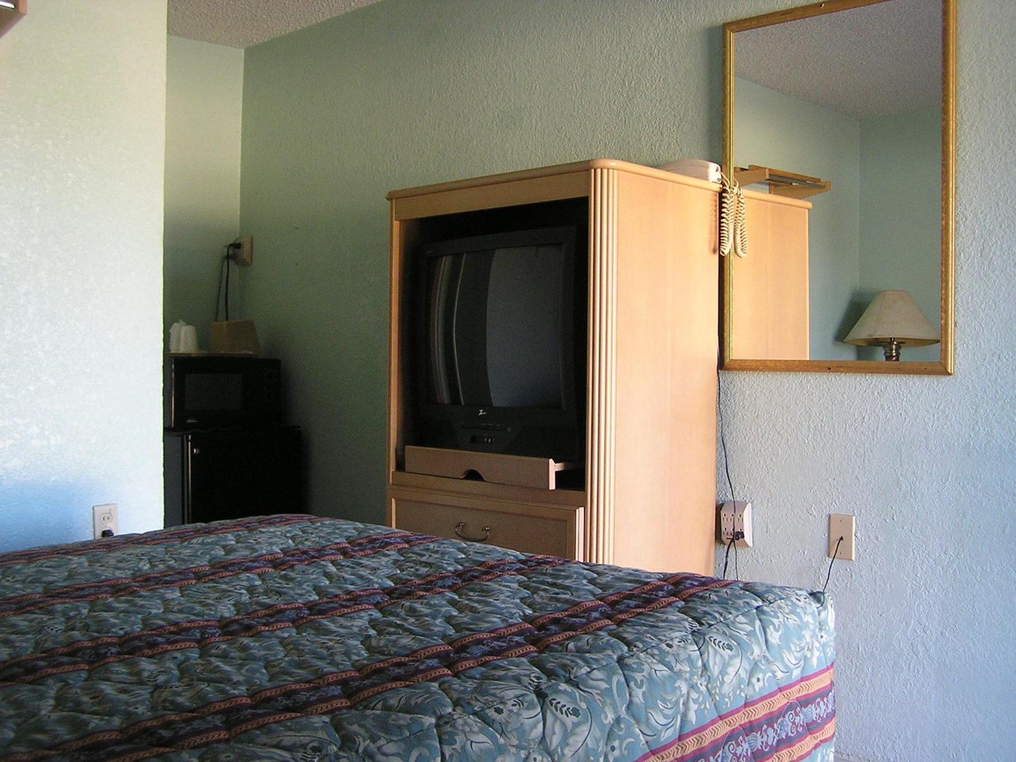 American Inn Motel Many Екстер'єр фото